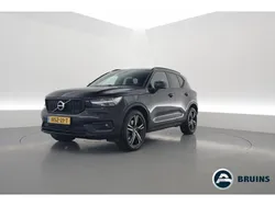 Zwart Gebruikt 2021 Volvo XC40 R-Design SUV | € 36.900 (Eerlijke prijs)