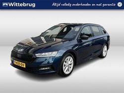 Blauw Gebruikt 2023 Skoda Octavia Business Line Stationwagen | € 23.950 (Goede deal)