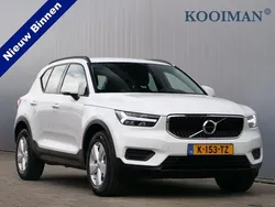 Wit Gebruikt 2021 Volvo XC40 Momentum SUV | € 27.845 (Super prijs)