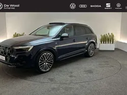 Blauw, metallic lak Nieuw 2025 Audi Q7 Proline SUV | € 113.895