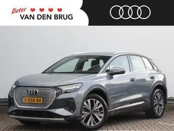 Blauw, metallic lak Gebruikt 2022 Audi Q4 e-tron Advanced Plus SUV | € 35.900 (Eerlijke prijs)