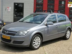 Grijs Gebruikt 2005 Opel Astra Essentia Hatchback | € 1.000 (Super prijs)