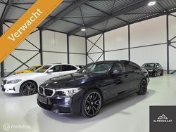 Zwart Gebruikt 2019 BMW 530e iPerformance Sedan | € 24.950 (Goede deal)