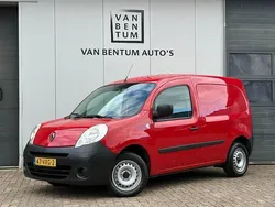 Rood Gebruikt 2008 Renault Kangoo MPV | € 3.400 (Eerlijke prijs)