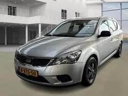 Grijs Gebruikt 2010 Kia Ceed Hatchback | € 1.599 (Super prijs)