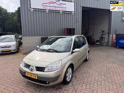 Beige Gebruikt 2006 Renault Scénic II Luxe MPV | € 3.250 (Duur)