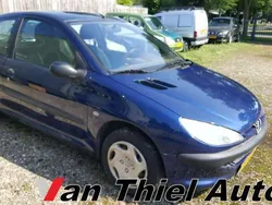 Blauw Gebruikt 2002 Peugeot 206 Hatchback | € 399 (Super prijs)