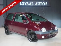 Rood Gebruikt 2001 Renault Twingo Hatchback | € 999 (Eerlijke prijs)