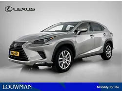 Grijs Gebruikt 2019 Lexus NX300h Luxury Line SUV | € 36.950 (Eerlijke prijs)
