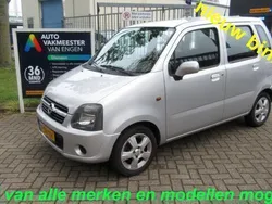 Grijs, metallic lak Gebruikt 2005 Opel Agila Hatchback | € 699 (Goede deal)