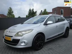 Grijs Gebruikt 2010 Renault Mégane GrandTour Dynamique Stationwagen | € 3.999 (Eerlijke prijs)