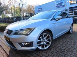 Grijs (metallic) Gebruikt 2014 Seat Leon ST Business Stationwagen | € 10.950 (Eerlijke prijs)