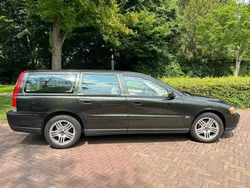Groen Gebruikt 2005 Volvo V70 Momentum Stationwagen | € 4.490 (Duur)