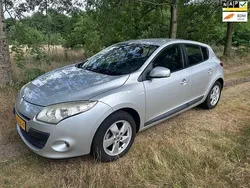Grijs Gebruikt 2010 Renault Mégane III Hatchback | € 4.450 (Eerlijke prijs)