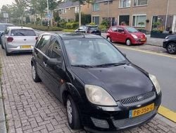 Gebruikt 2007 Ford Fiesta Ambiente Sedan | € 1.500 (Eerlijke prijs)