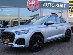 Grijs Gebruikt 2022 Audi Q5 S-Line SUV | € 48.490 (Iets duurder)
