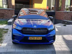 Blauw Gebruikt 2023 Skoda Enyaq iV SportLine SUV | € 35.950