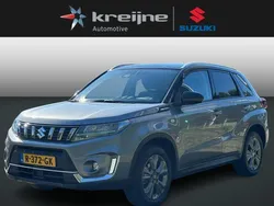 Grijs Gebruikt 2022 Suzuki Vitara SUV | € 26.425 (Eerlijke prijs)