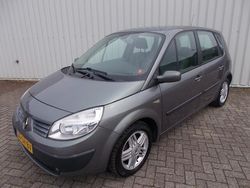 Grijs Gebruikt 2006 Renault Scénic II Dynamique MPV | € 2.750 (Iets duurder)