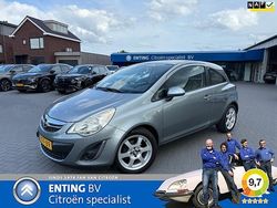 Grijs, metallic lak Gebruikt 2013 Opel Corsa Edition Hatchback | € 4.200 (Eerlijke prijs)