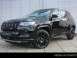 Zwart Gebruikt 2024 Jeep Compass Altitude SUV | € 35.945 (Eerlijke prijs)