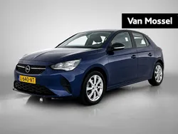 Blauw, metallic lak Gebruikt 2021 Opel Corsa Edition Hatchback | € 12.740 (Goede deal)