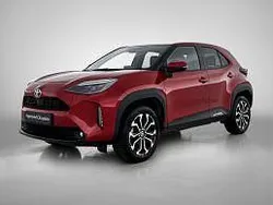 Rood metallic Gebruikt 2022 Toyota Yaris SUV | € 27.945