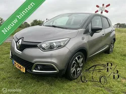 Grijs, metallic lak Gebruikt 2014 Renault Captur Dynamique SUV | € 7.999 (Goede deal)