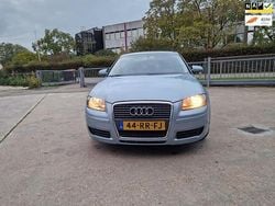 Blauw Gebruikt 2005 Audi A3 Ambiente Hatchback | € 3.550 (Goede deal)