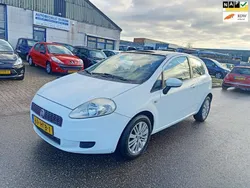 Wit Gebruikt 2009 Fiat Punto Lusso Hatchback | € 1.500 (Eerlijke prijs)