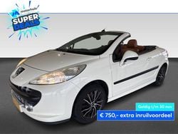 Beige Gebruikt 2007 Peugeot 207 CC Cabriolet | € 6.445 (Duur)