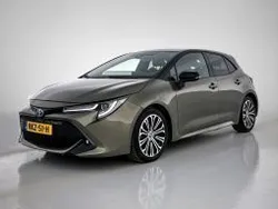 Bruin metallic Gebruikt 2019 Toyota Corolla Limited Hatchback | € 21.945 (Eerlijke prijs)
