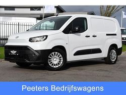 Wit Nieuw 2025 Toyota Proace City City Van | € 24.995