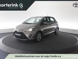 Grijs Gebruikt 2018 Toyota Yaris Hybrid Plus Hatchback | € 15.950 (Goede deal)