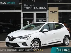 Wit Gebruikt 2020 Renault Clio V Zen Hatchback | € 12.940 (Eerlijke prijs)