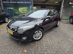Zwart Gebruikt 2013 Renault Mégane III Expression Hatchback | € 5.450 (Eerlijke prijs)