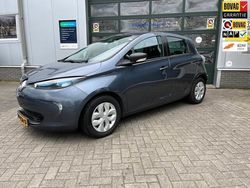 Grijs Gebruikt 2017 Renault Zoe Life Hatchback | € 9.900 (Iets duurder)
