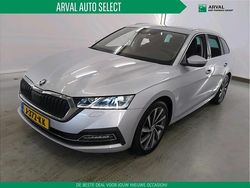 Grijs Gebruikt 2020 Skoda Octavia First Edition Stationwagen | € 21.450 (Eerlijke prijs)
