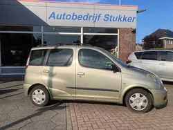 Beige Gebruikt 2004 Toyota Yaris Verso Sol MPV | € 2.499 (Goede deal)