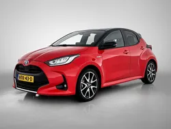 Rood Gebruikt 2021 Toyota Yaris Hybrid Edition Hatchback | € 22.895 (Eerlijke prijs)