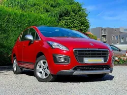 Rood Gebruikt 2015 Peugeot 3008 Allure MPV | € 15.800