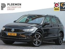 Zwart Gebruikt 2023 VW Tiguan Active SUV | € 33.900 (Super prijs)