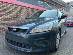 Blauw Gebruikt 2008 Ford Focus Sedan | € 2.500 (Eerlijke prijs)