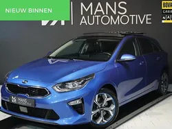 Blauw Gebruikt 2018 Kia Ceed Hatchback | € 18.950 (Eerlijke prijs)