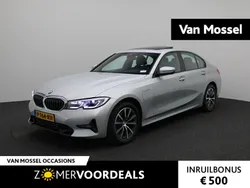 Grijs Gebruikt 2022 BMW 320e Basis Sedan | € 32.900 (Goede deal)