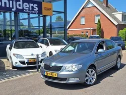 Blauw Gebruikt 2008 Skoda Superb Elegance Hatchback | € 5.950 (Eerlijke prijs)