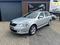 Zilver Gebruikt 2012 Skoda Octavia Ambition Stationwagen | € 6.950 (Eerlijke prijs)