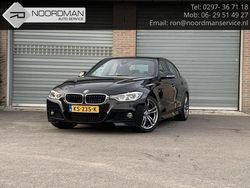 Zwart Gebruikt 2016 BMW 330 Executive Sedan | € 17.750 (Iets duurder)