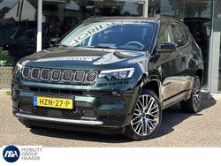 Groen Nieuw 2025 Jeep Compass Summit SUV | € 41.900