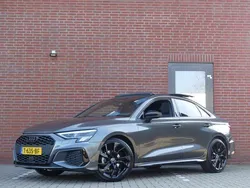 Grijs, metallic lak Gebruikt 2023 Audi A3 S-Line Sedan | € 38.950 (Iets duurder)